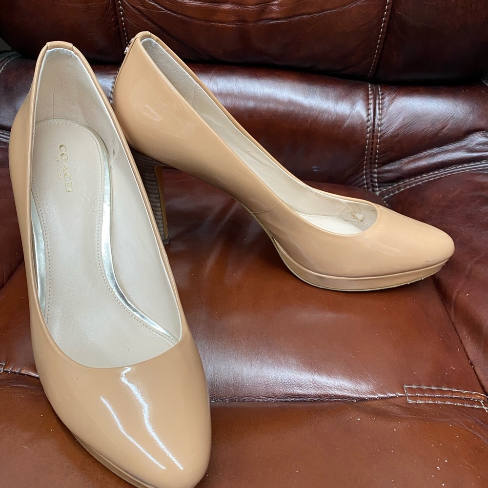 Coach tan heels
